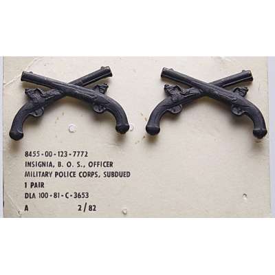 ODZNAK US LÍMEC 30X20mm OFFZ MILITARY POLICE ČERNÝ