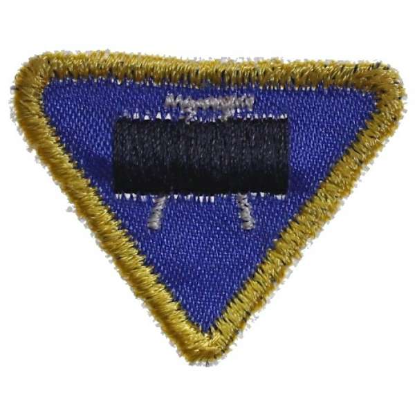 NÁŠIVKA SKAUT TROJÚHELNÍK 45x35mm 07