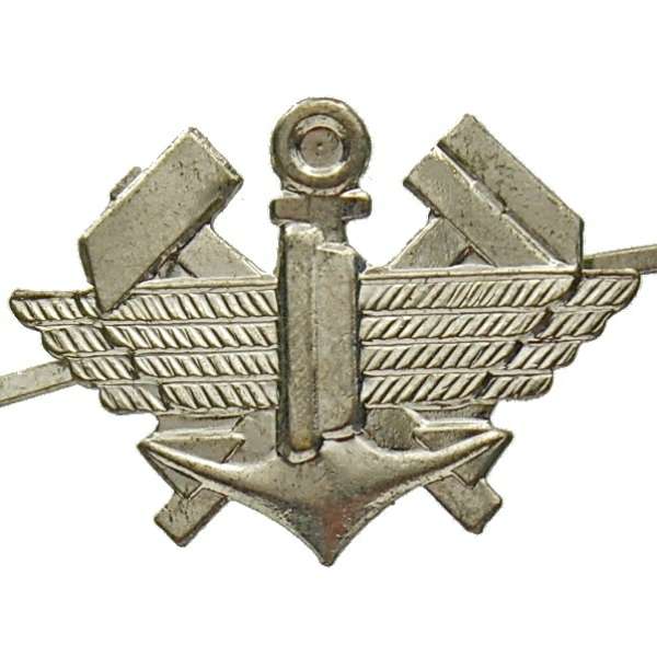 ODZNAK AČR ROZLIŠOVACÍ ŽELEZNIČNÍ VOJSKO 27x19mm STŘÍBRNÝ