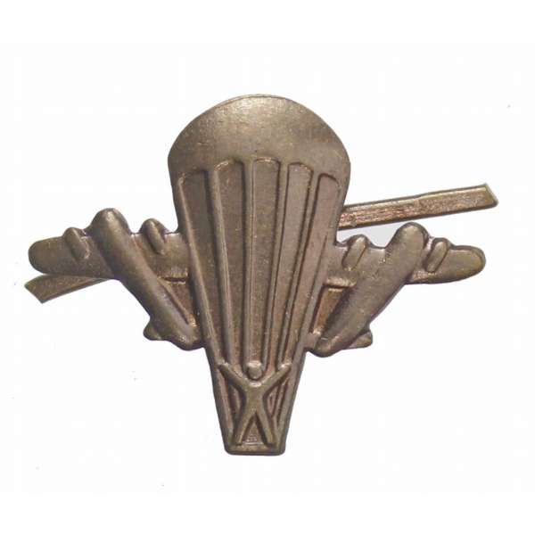 ODZNAK ČSLA ROZLIŠOVACÍ  VÝSADKÁŘ 25x20mm MATNÝ