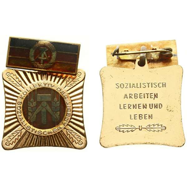 ODZNAK DDR 30x42mm KOLEKTIV DER SOZIALISTISCHEN ARBEIT