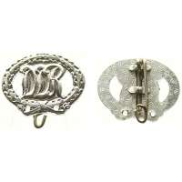 ODZNAK DDR ČEPICOVÝ 20x16mm ALU STŘÍBRNÝ