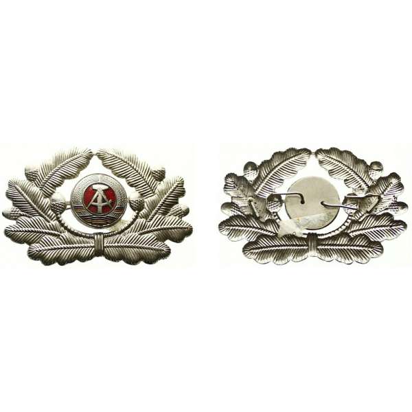 ODZNAK DDR ČEPICOVÝ 68x45mm BAREVNÝ ZNAK STŘÍBRNÝ