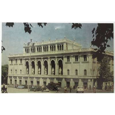 Pohled AZERBAJDŽÁN MUZEUM Š BAR ČISTÝ