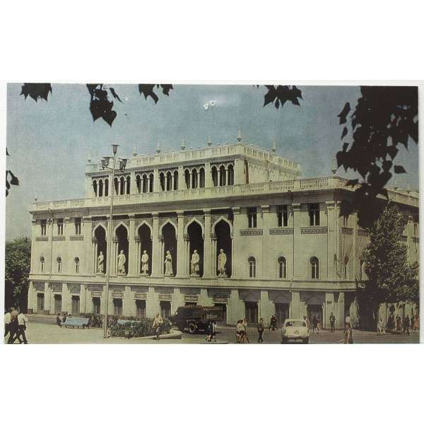 Pohled AZERBAJDŽÁN MUZEUM Š BAR ČISTÝ