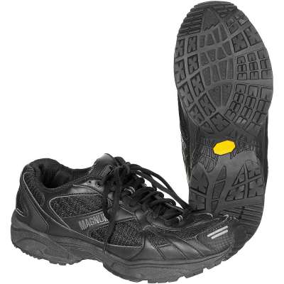 BOTY BRIT SPORTOVNÍ MAGNUM MPT MEMBRÁNA, PODRÁŽKA VIBRAM orig ČERNÉ