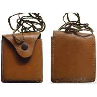 POUZDRO ZÁVĚSNÉ NA KRK UNIVERSÁLNÍ 85x100mm 70-tá léta RETRO KOŽENÉ SVĚTLE HNĚDÉ