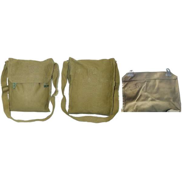 TAŠKA ČSLA NA PLYN MASKU ZNAČENÁ MEČE 1968 24x29x10cm DŘEVĚNÉ KOLÍČKY OLIV