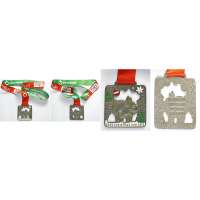 MEDAILE ČEPS CHRISMAS NIGHT RUN 2017 72x72mm 102gr SE STUHOU ČERVENO-ZELENOU