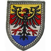 NÁŠIVKA BW ŠTÍT 64x85mm ORLICE PROUŽ BÍLÝ OKR 01