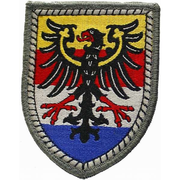 NÁŠIVKA BW ŠTÍT 64x85mm ORLICE PROUŽ BÍLÝ OKR 01