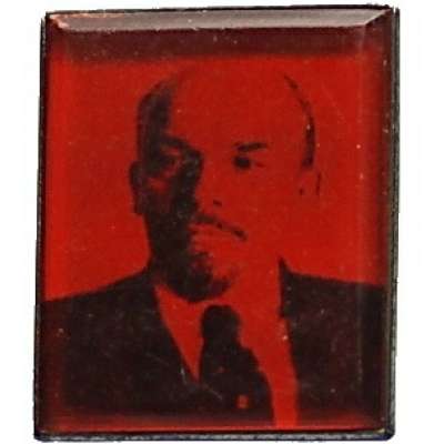 ODZNAK SSSR LENIN 4H 18x22mm POD SKLEM PORTRÉT BEZ ČEPICE ČERVENO-ČERNÝ