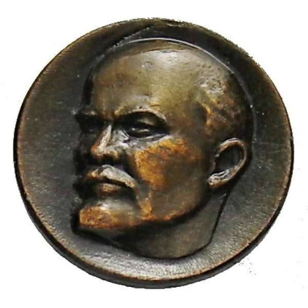 ODZNAK SSSR LENIN KULATÝ 19mm MLADŠÍ PORTRÁT MATNÝ