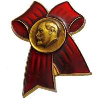 ODZNAK SSSR LENIN MAŠLE 25x32mm PORTRÉT BEZ ČEPICE ČERVENO- ZLATÝ